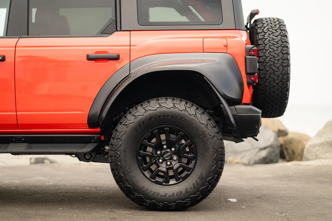2023 Ford Bronco Raptor 6th Gen - Image 29 of 31
