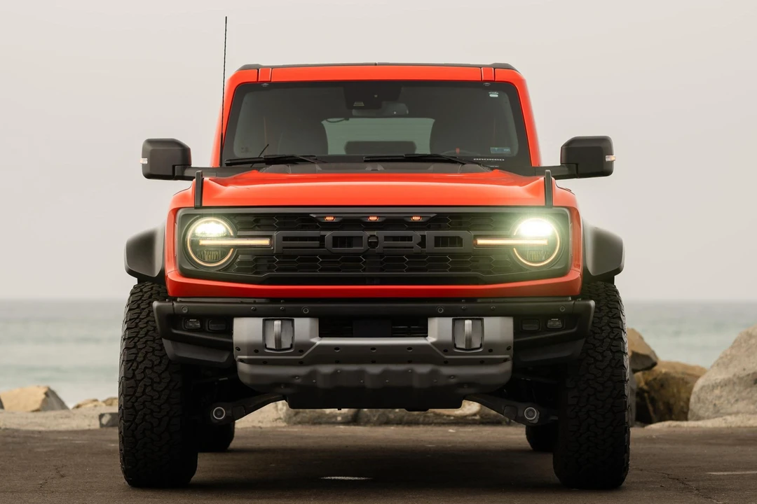 2023 Ford Bronco Raptor 6th Gen - Image 2 of 31