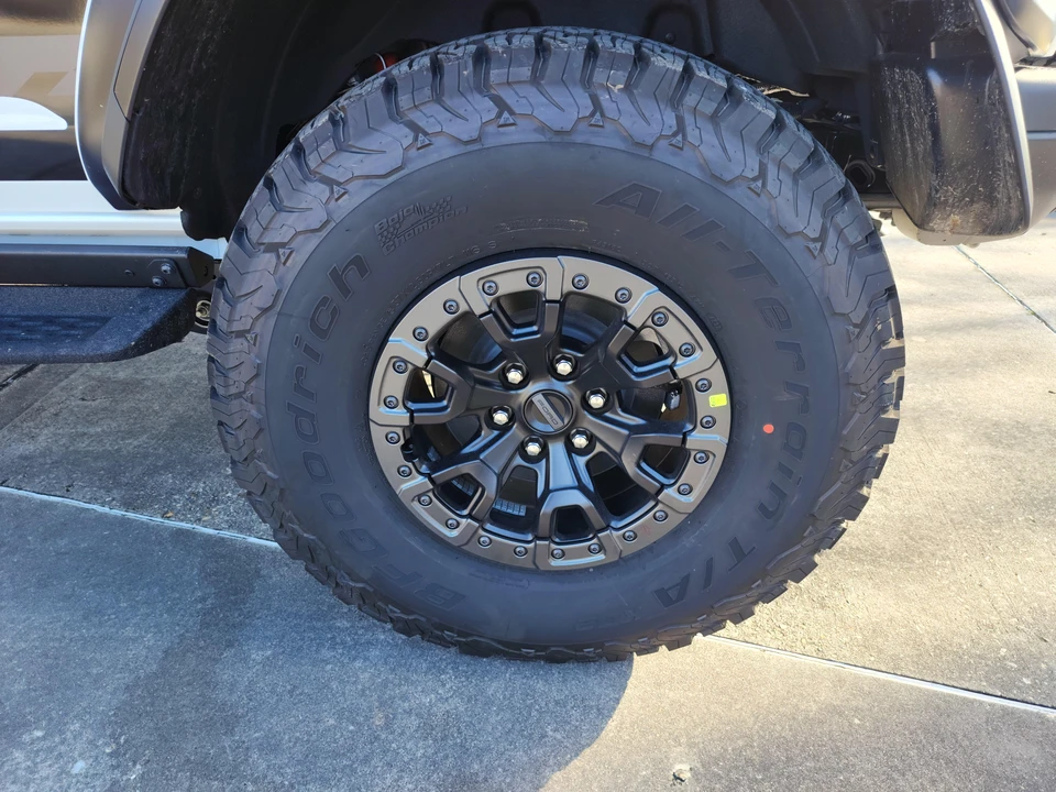 2023 Ford Bronco Raptor 6th Gen - Image 13 of 17
