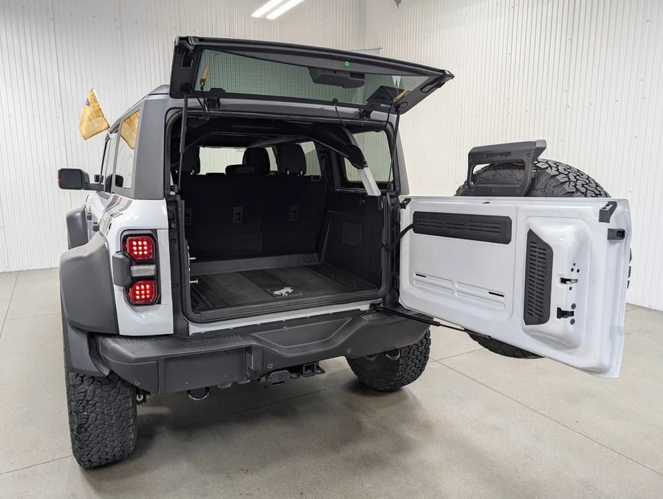 2023 Ford Bronco Raptor 6th Gen - Image 8 of 12