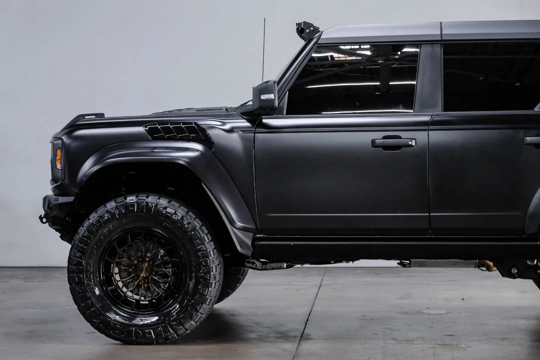 2023 Ford Bronco Raptor 6th Gen - Image 19 of 21