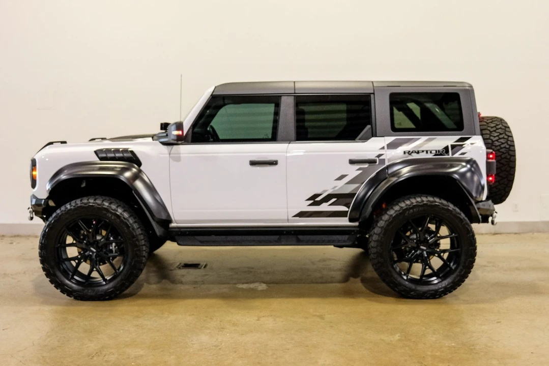 2023 Ford Bronco Raptor 6th Gen - Image 4 of 12