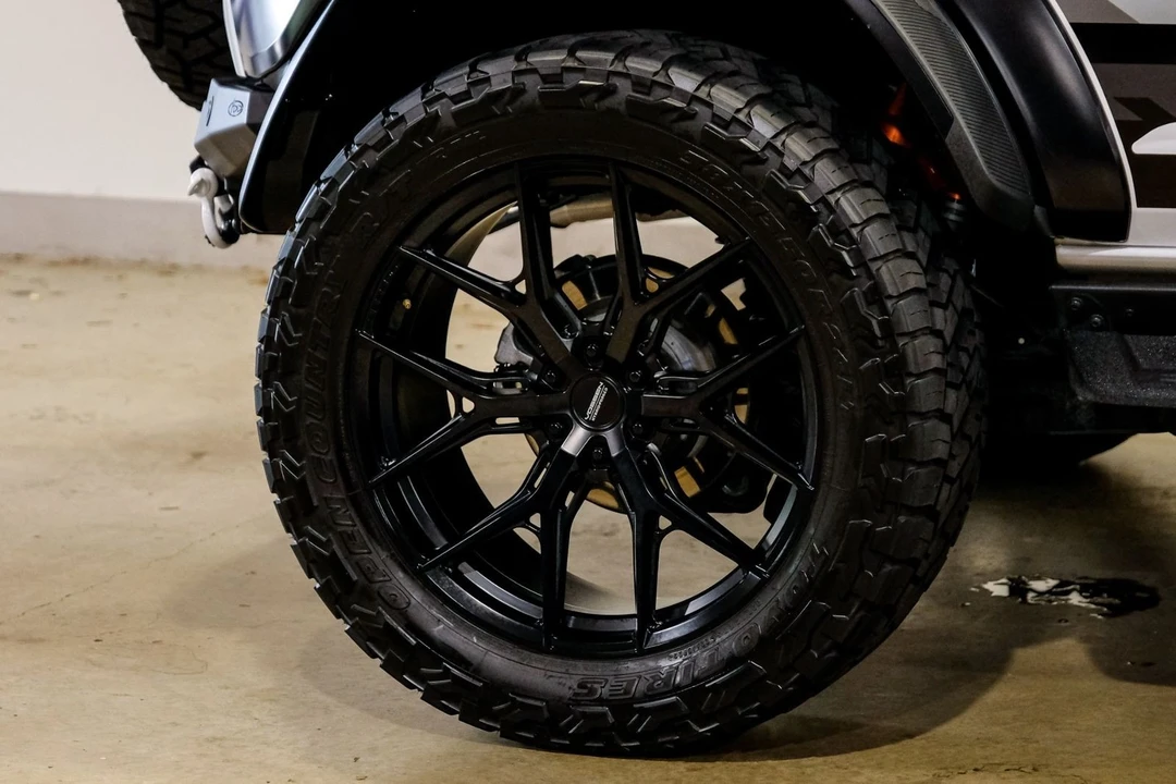 2023 Ford Bronco Raptor 6th Gen - Image 6 of 12