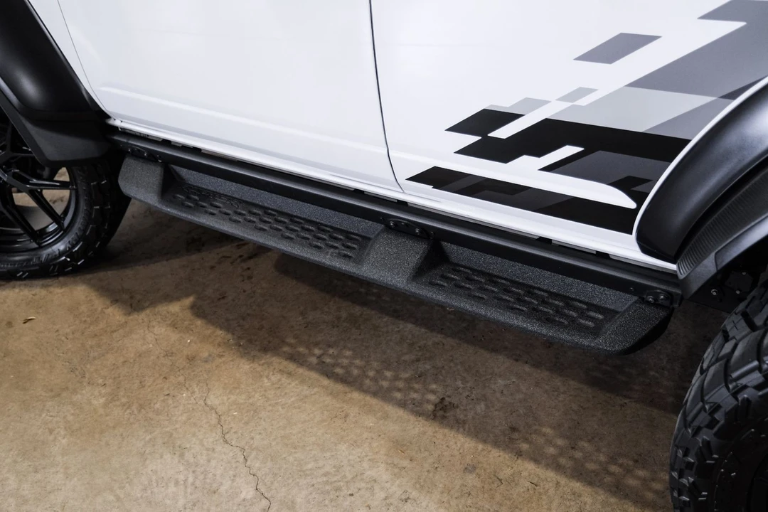 2023 Ford Bronco Raptor 6th Gen - Image 9 of 12