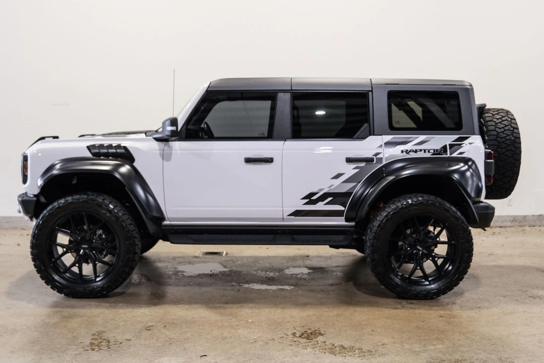 2023 Ford Bronco Raptor 6th Gen - Image 6 of 12