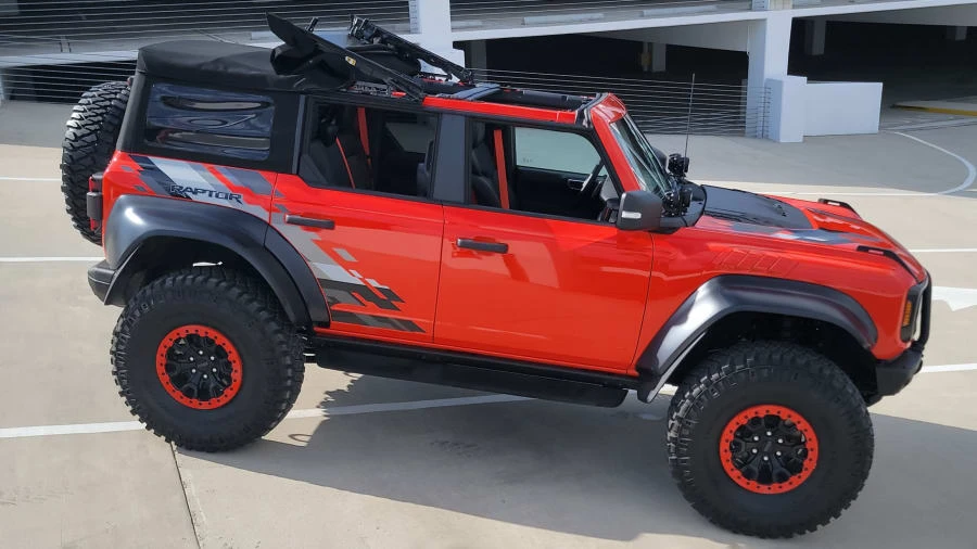 2023 Ford Bronco Raptor 6th Gen - Image 9 of 31