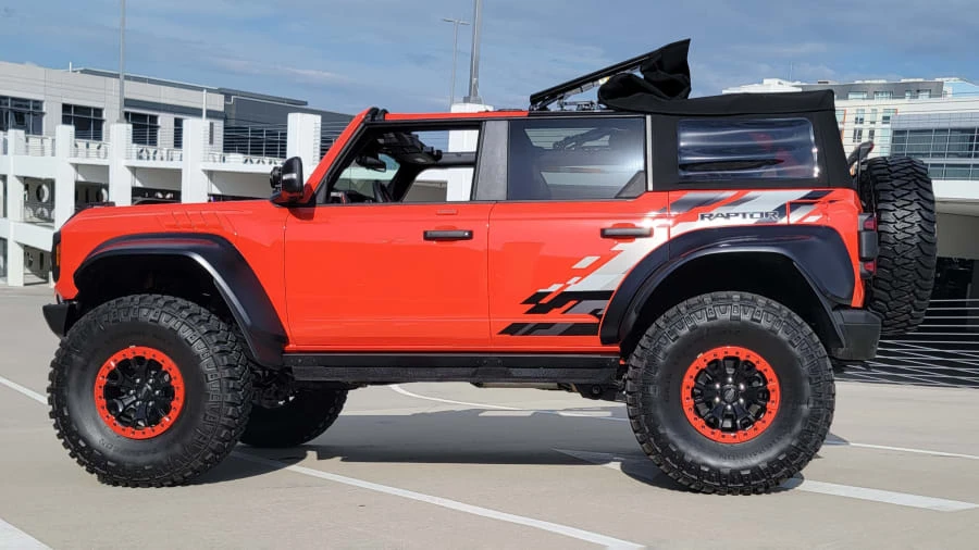 2023 Ford Bronco Raptor 6th Gen - Image 16 of 31