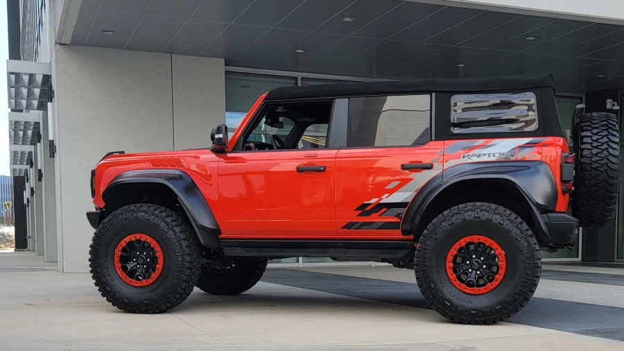 2023 Ford Bronco Raptor 6th Gen - Image 17 of 31