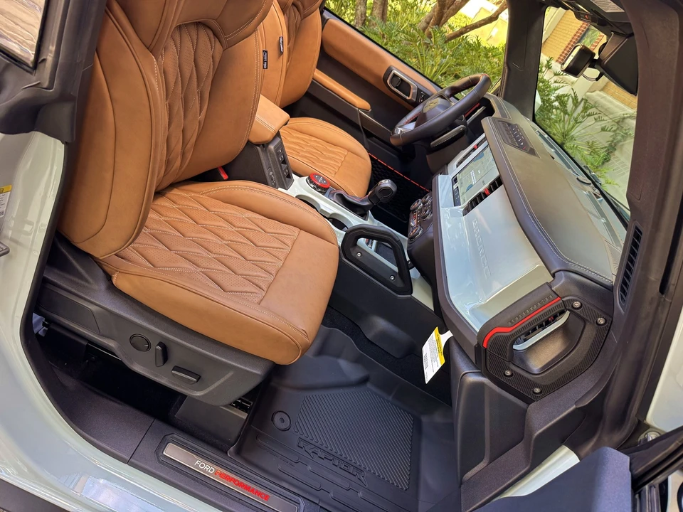 2023 Ford Bronco Raptor 6th Gen - Image 17 of 21