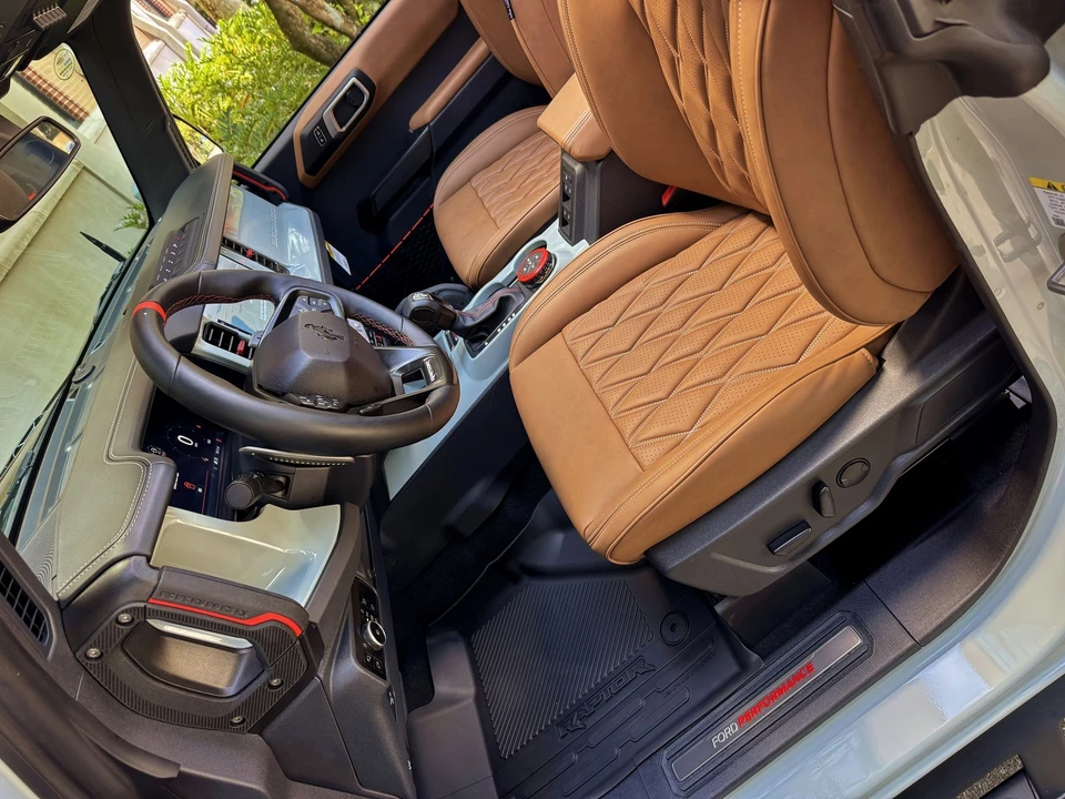 2023 Ford Bronco Raptor 6th Gen - Image 15 of 21