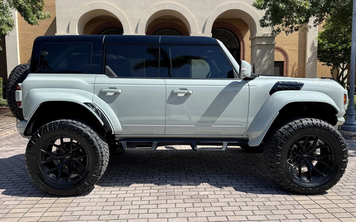 2023 Ford Bronco Raptor 6th Gen - Image 3 of 21