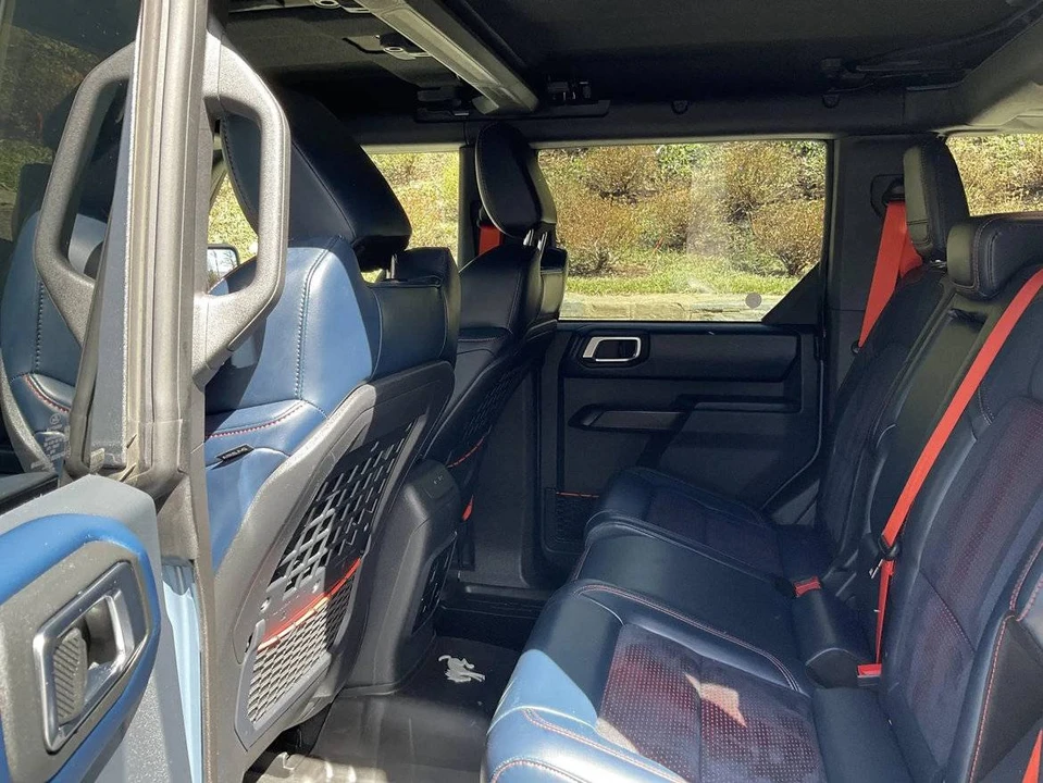 2023 Ford Bronco Raptor 6th Gen - Image 8 of 12