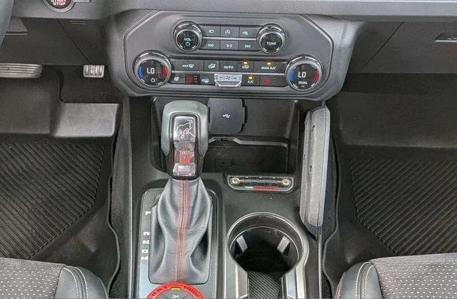 2023 Ford Bronco Raptor 6th Gen - Image 10 of 12