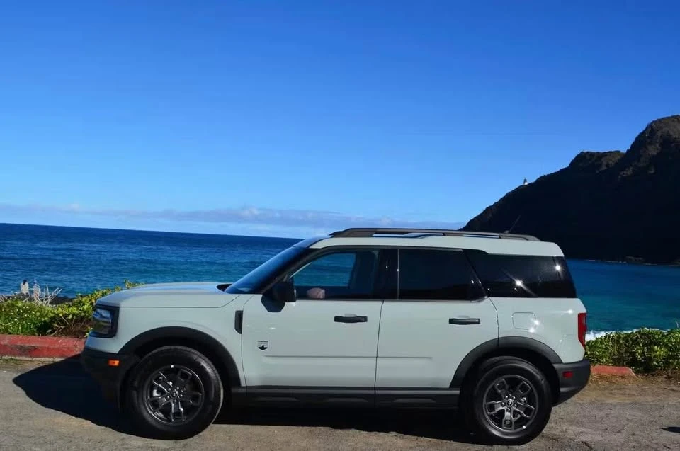 2023 Ford Bronco Sport - Image 2 of 8