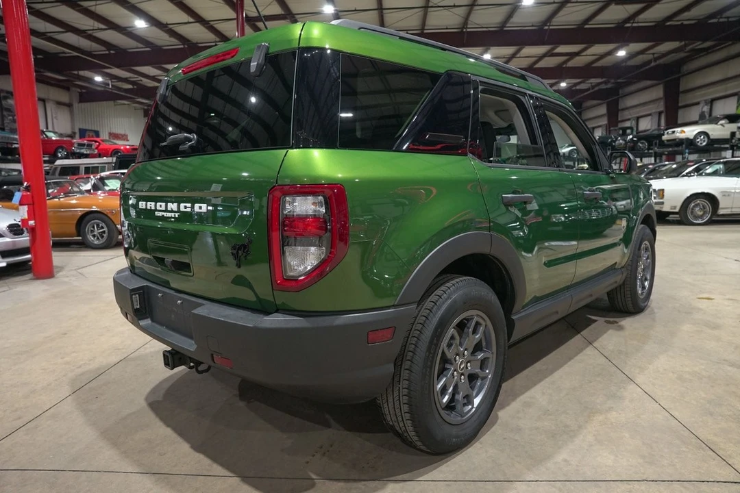 2023 Ford Bronco 6th Gen - Image 8 of 12