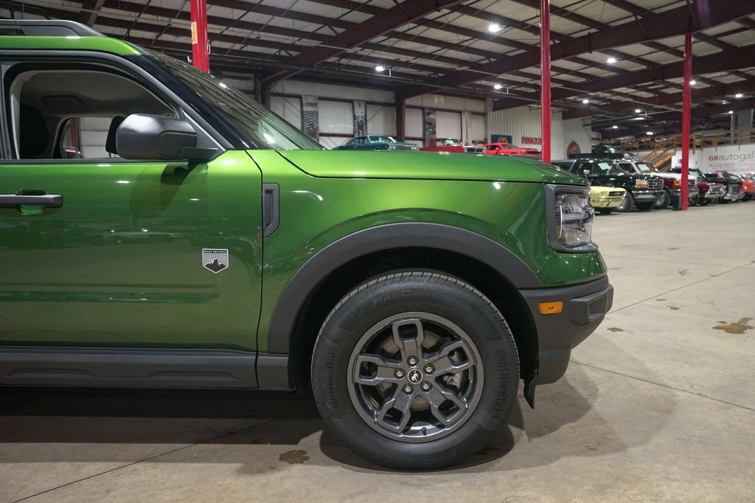 2023 Ford Bronco 6th Gen - Image 11 of 12