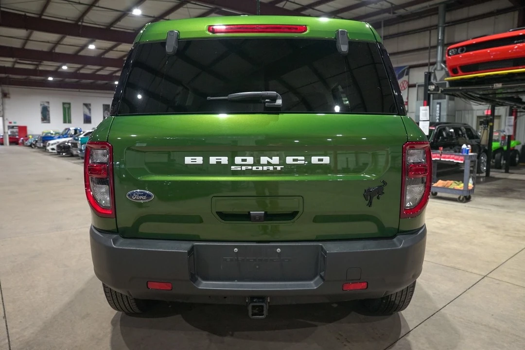 2023 Ford Bronco 6th Gen - Image 7 of 12