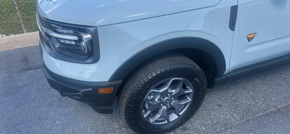 2023 Ford Bronco Sport - Image 2 of 7