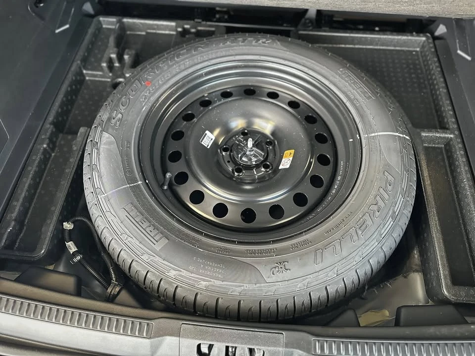 2023 Ford Bronco Sport - Image 18 of 19