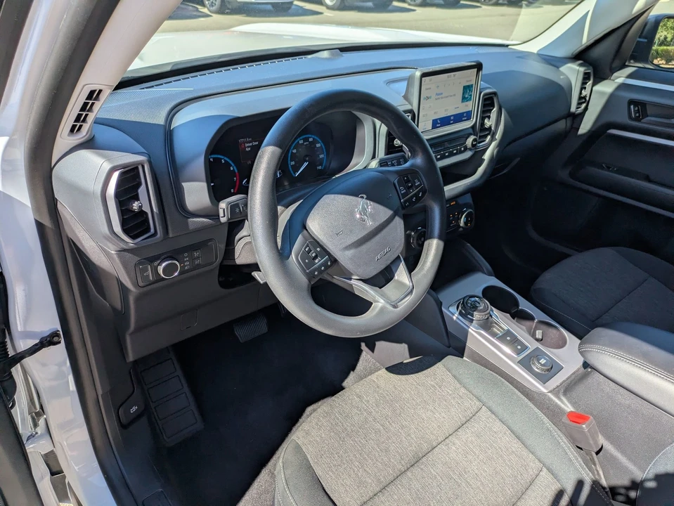 2023 Ford Bronco Sport - Image 15 of 31
