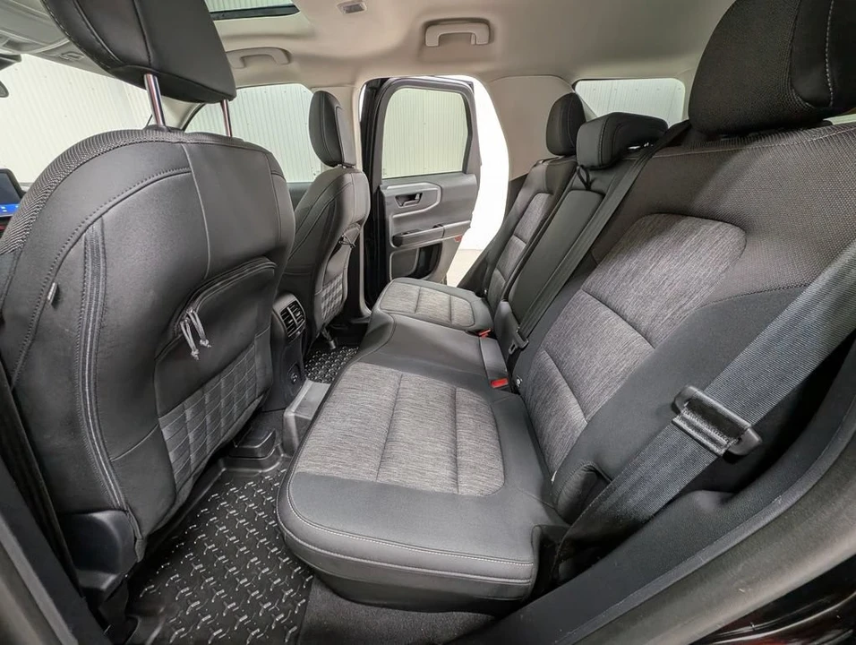 2023 Ford Bronco 6th Gen - Image 15 of 27