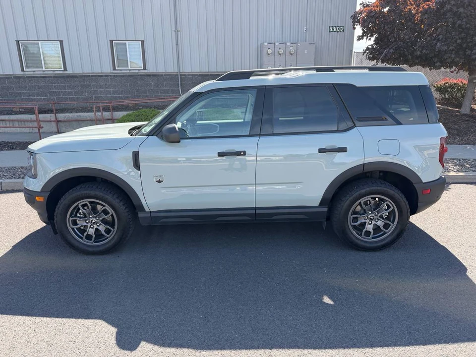 2023 Ford Bronco Sport - Image 2 of 22