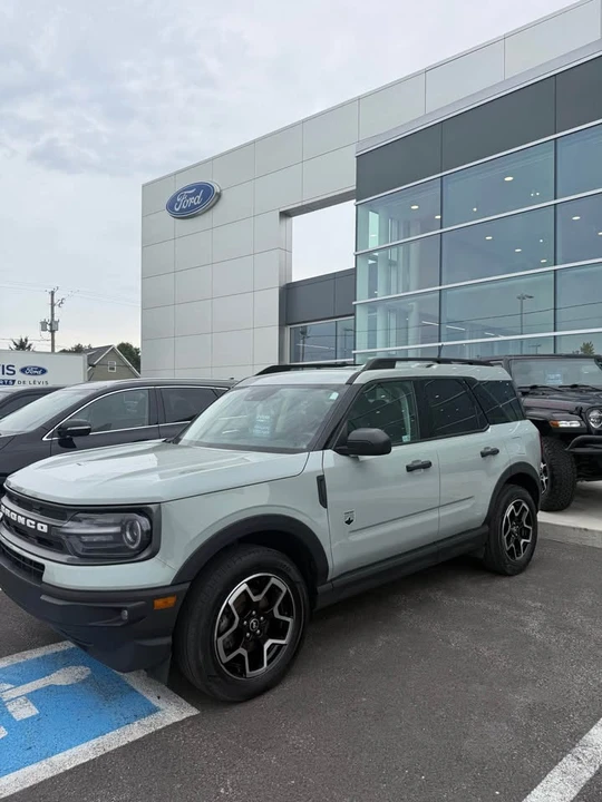 2023 Ford Bronco Sport - Image 2 of 6