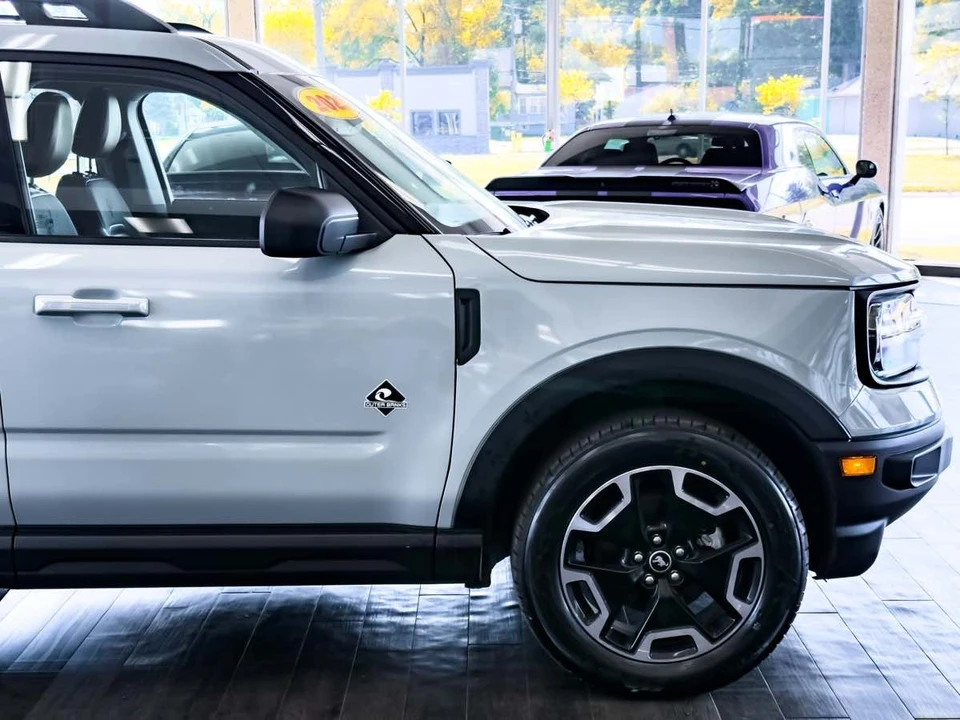 2023 Ford Bronco Sport - Image 16 of 21