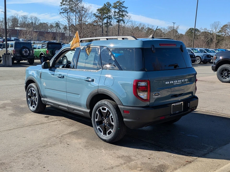 2023 Ford Bronco Sport - Image 6 of 12