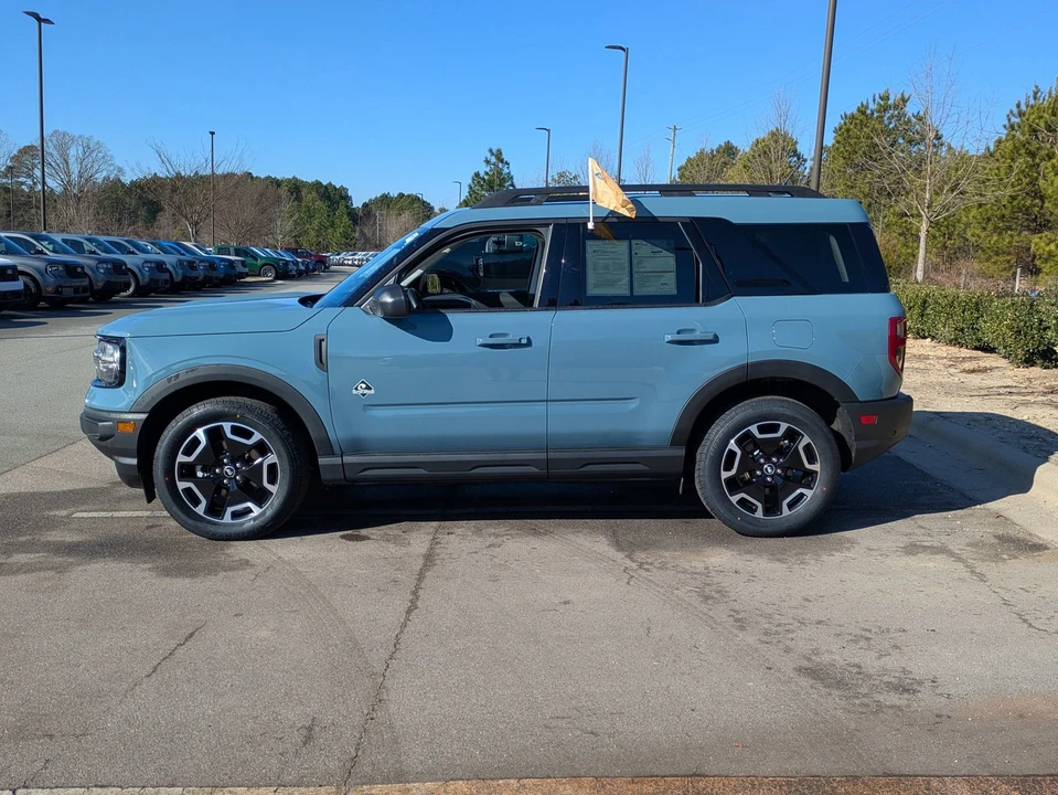 2023 Ford Bronco Sport - Image 7 of 12