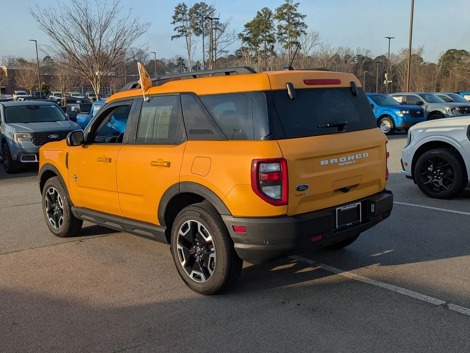2023 Ford Bronco Sport - Image 6 of 12