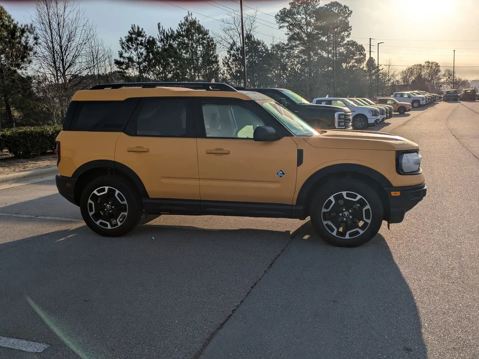 2023 Ford Bronco Sport - Image 3 of 12