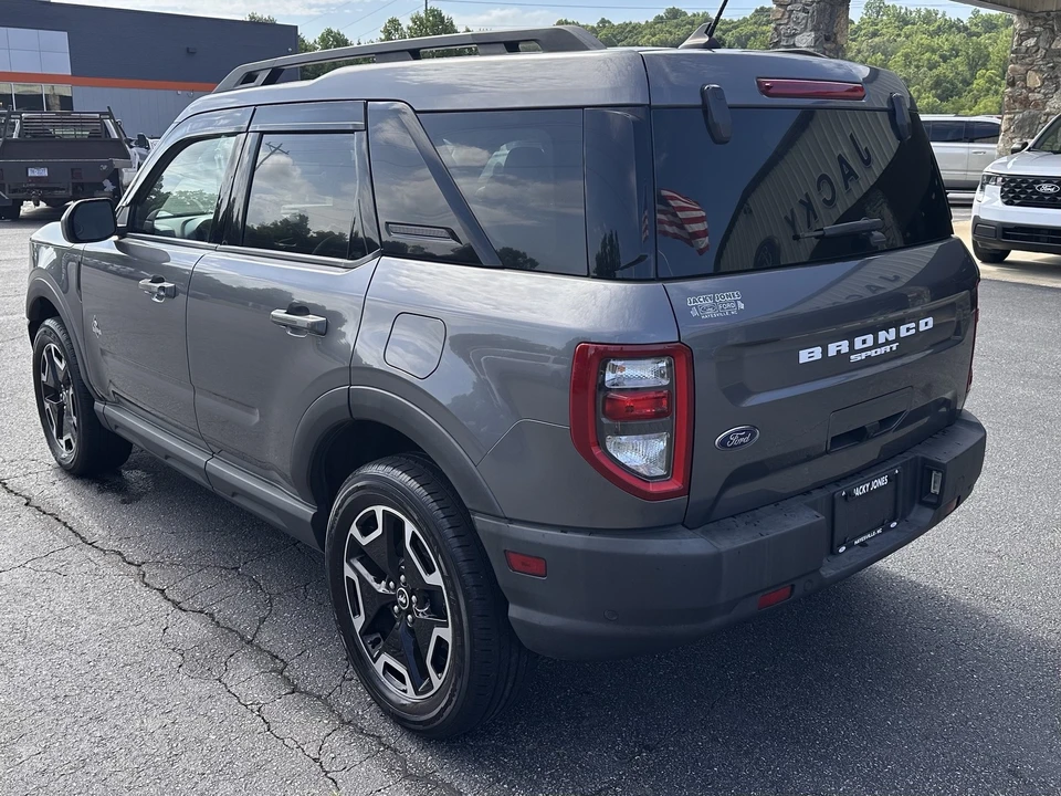 2023 Ford Bronco 6th Gen - Image 8 of 30