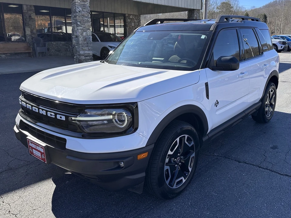 2023 Ford Bronco Sport - Image 2 of 12