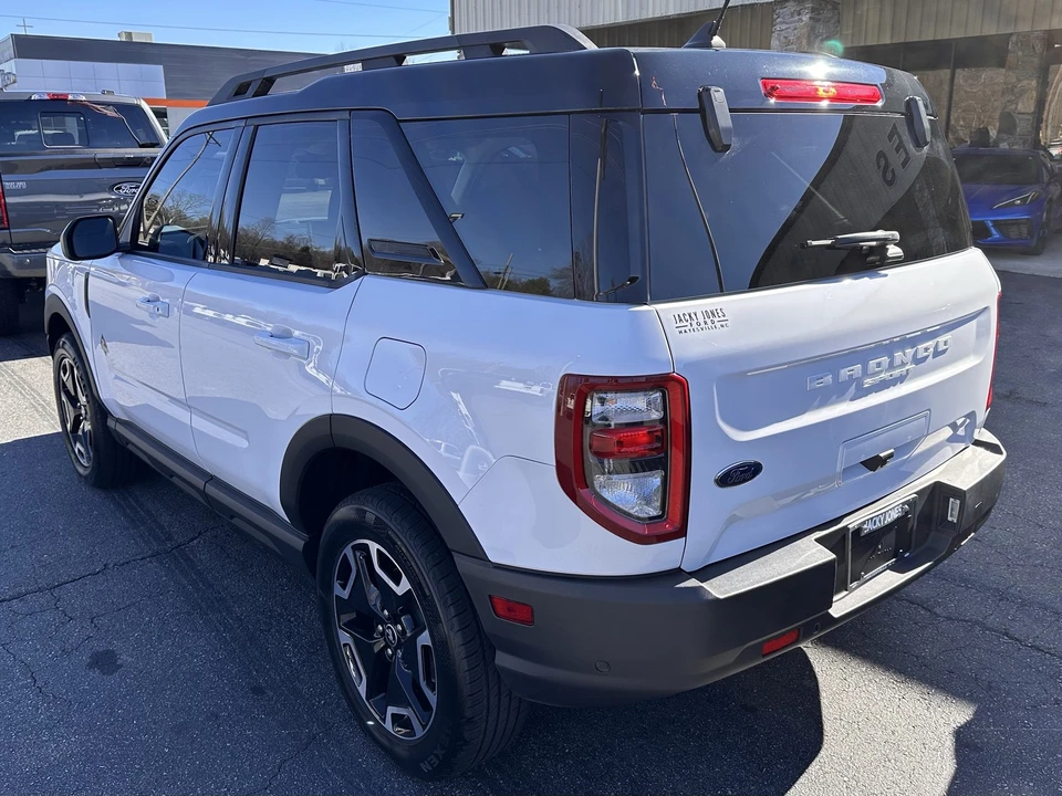 2023 Ford Bronco Sport - Image 8 of 12