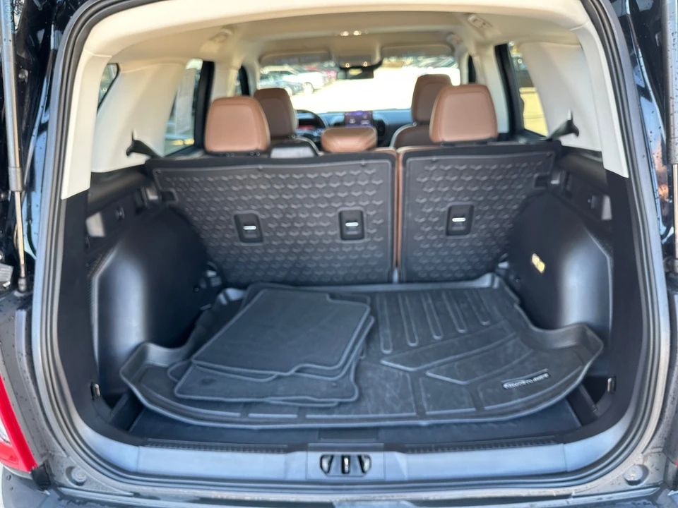 2023 Ford - Image 13 of 31