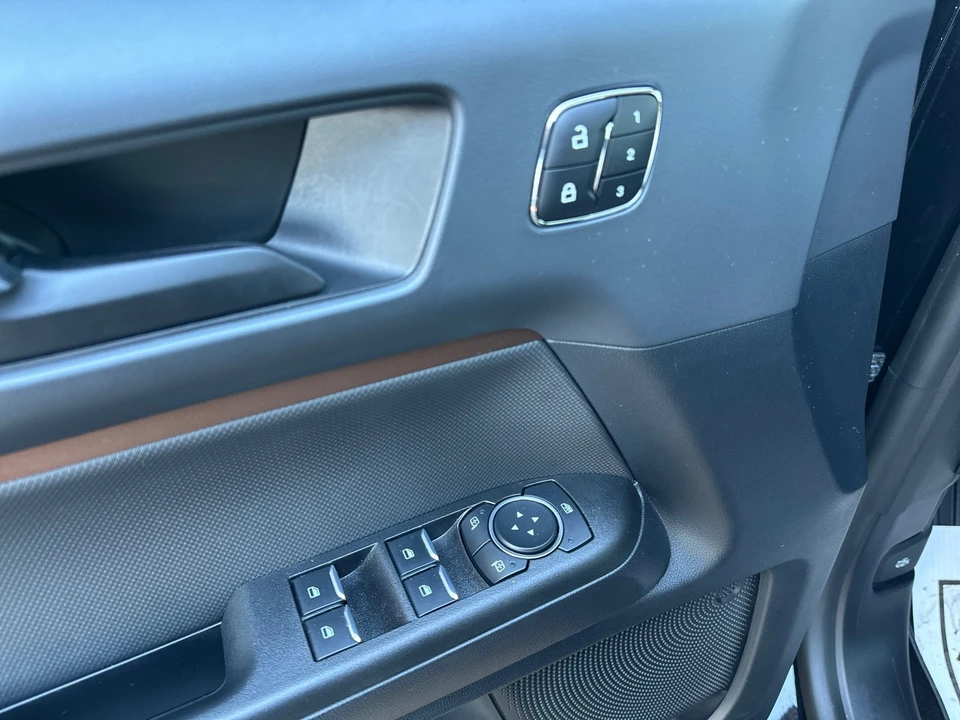 2023 Ford - Image 23 of 31