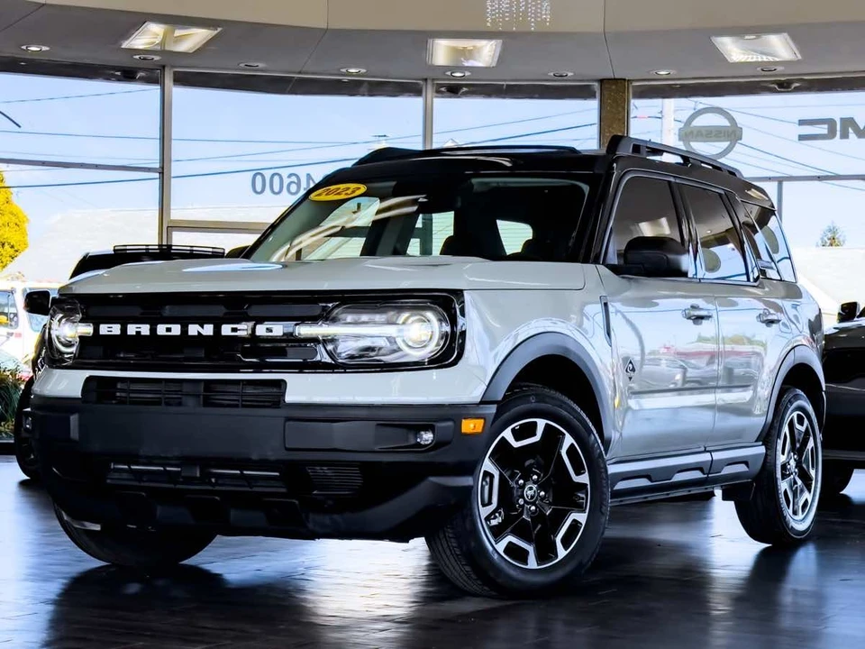 2023 Ford Bronco Sport - Image 6 of 21