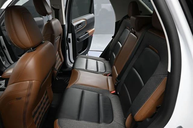 2023 Ford Bronco Sport - Image 17 of 19
