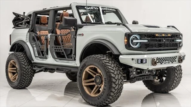 2023 Ford Bronco 6th Gen - Image 8 of 21