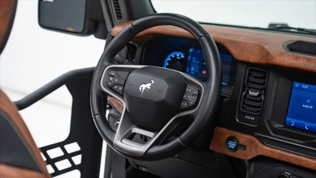 2023 Ford Bronco 6th Gen - Image 2 of 21