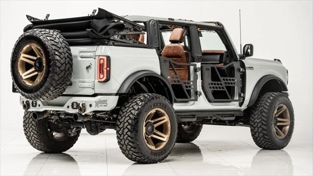2023 Ford Bronco 6th Gen - Image 5 of 21