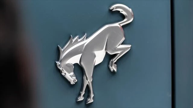 2023 Ford Bronco 6th Gen - Image 12 of 31