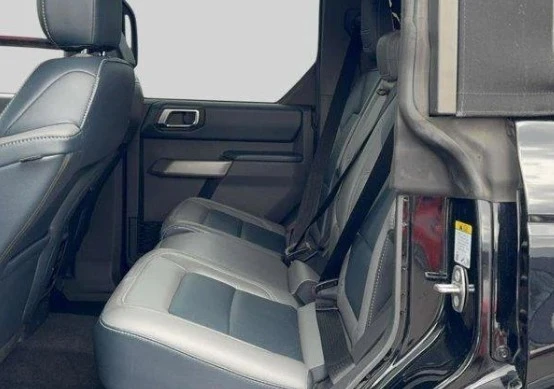 2023 Ford Bronco 6th Gen - Image 3 of 8