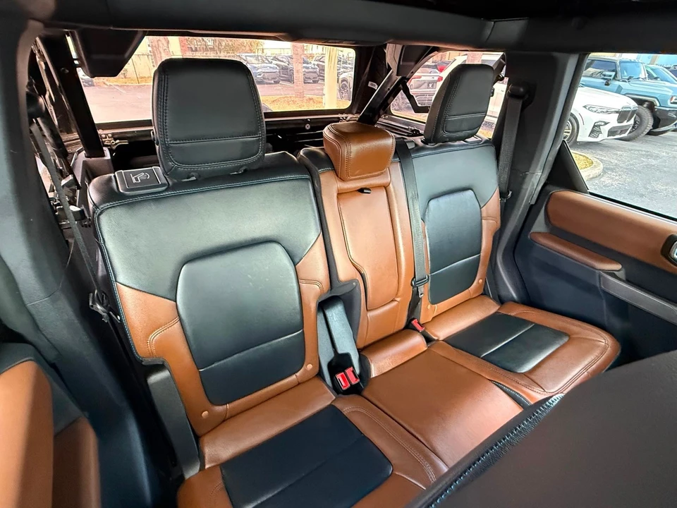 2023 Ford Bronco 6th Gen - Image 6 of 12