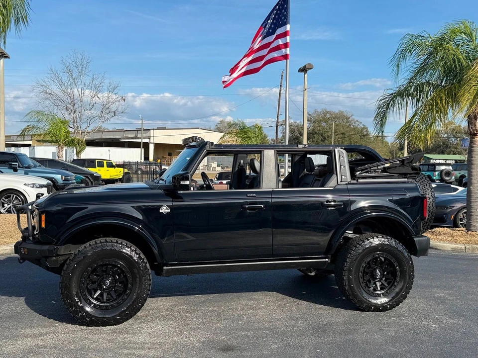 2023 Ford Bronco 6th Gen - Image 7 of 12