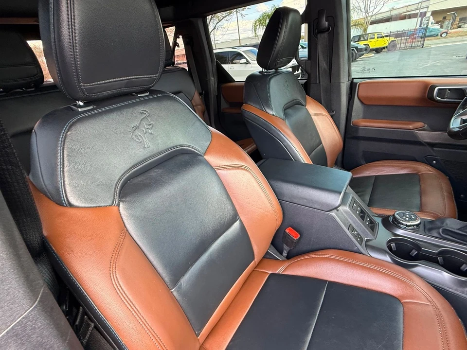 2023 Ford Bronco 6th Gen - Image 10 of 12