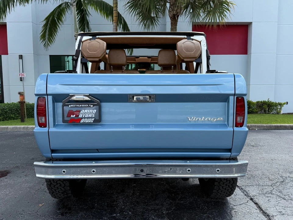 2023 Ford Bronco 6th Gen - Image 10 of 21