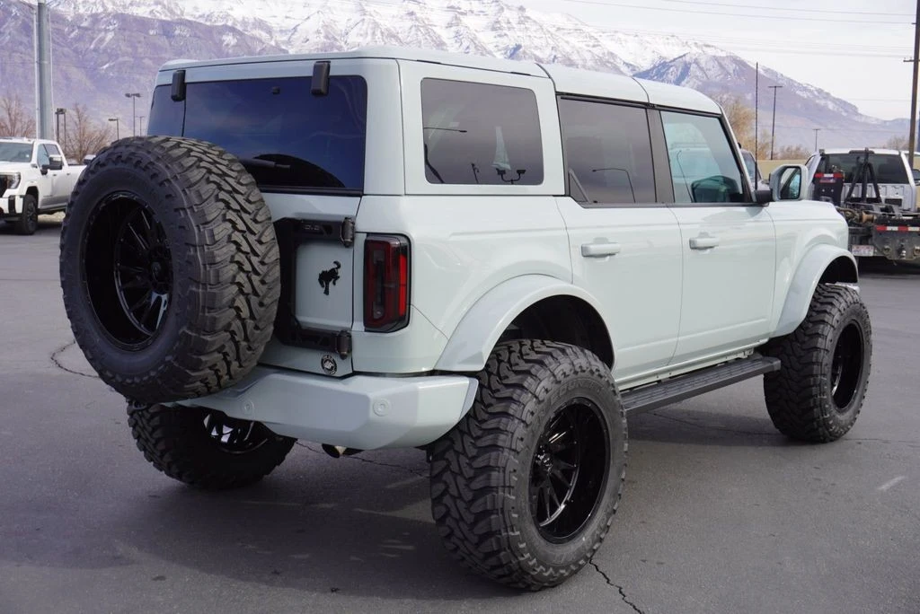 2023 Ford Bronco 6th Gen - Image 11 of 12