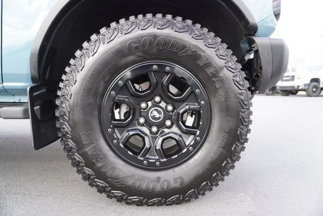 2023 Ford Bronco 6th Gen - Image 14 of 21